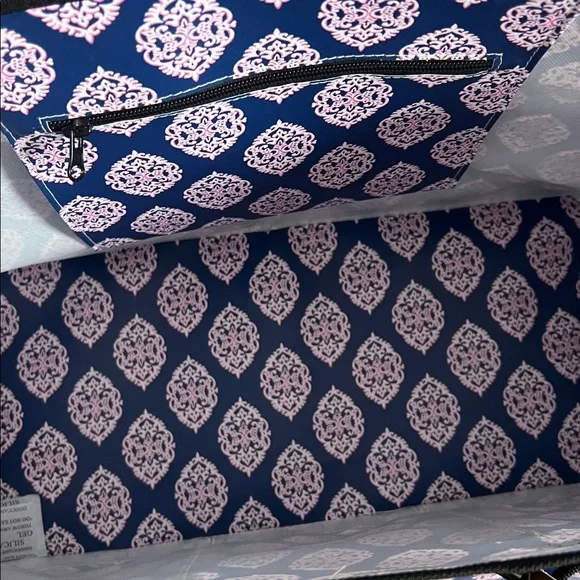 Scout The BJ Pocket Tote Bag - Picture 8 of 14